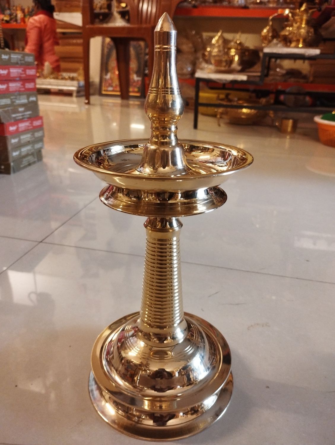 Brass kerla fancy lamp (B)