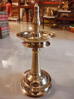 Brass kerla fancy lamp (B)