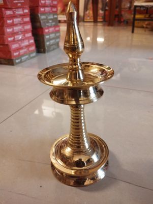 Brass kerla fancy lamp (M)