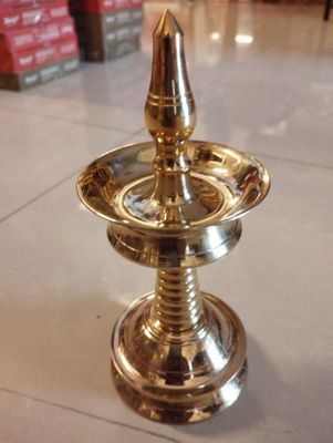 Brass kerla fancy lamp (S)