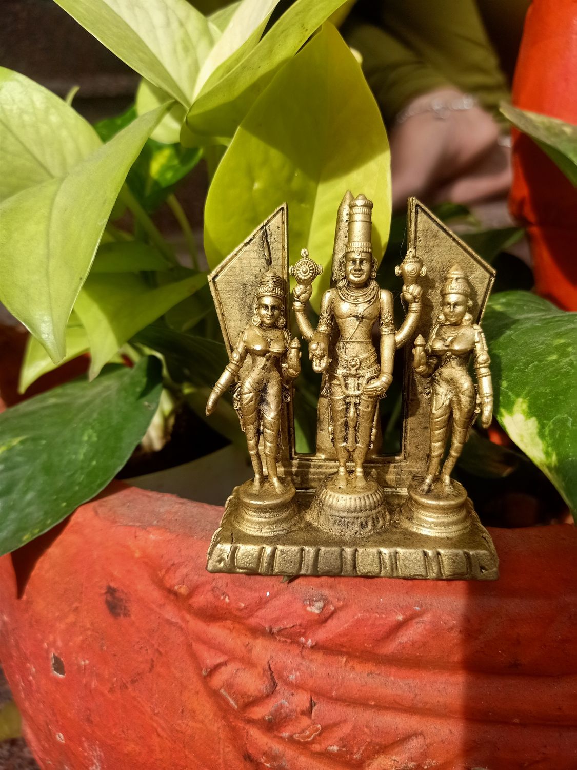 Brass perumal thayir (LT)