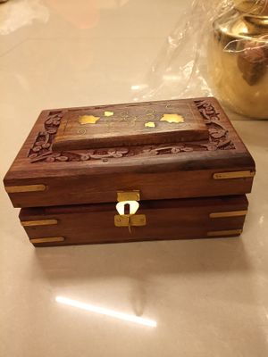 Wooden box (small)