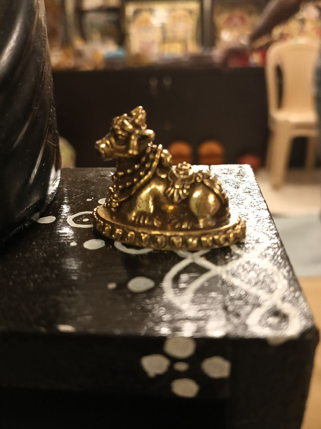 Nepali murthy nandhi idol