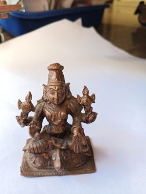 Copper lakshmi idol