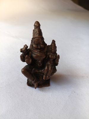Copper lakshmi narashima idol