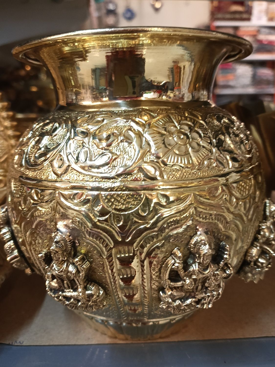 Astha lakshmi chambu