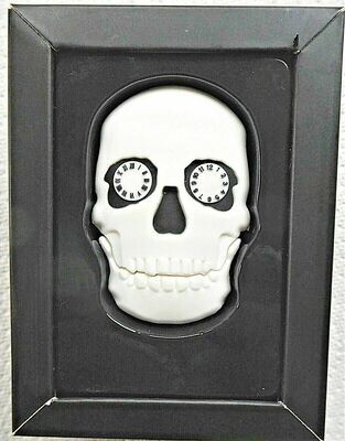 Damien Hirst "The Hours See The Light Skull USBstick" (#0467)