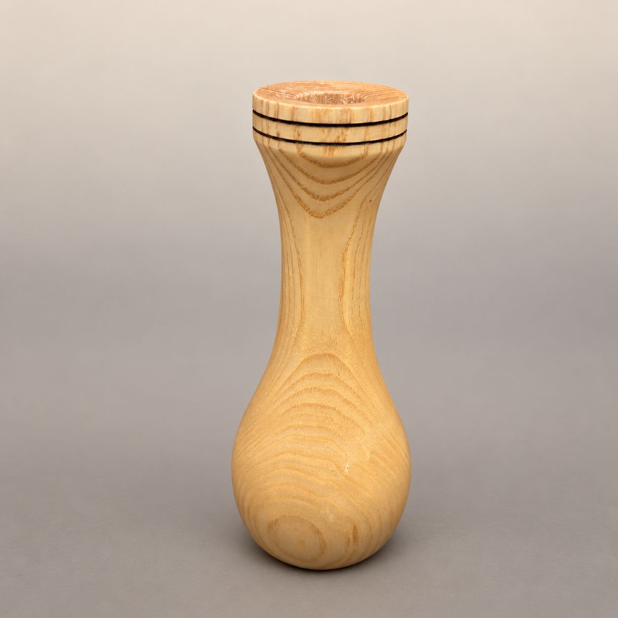 Vase aus Esche