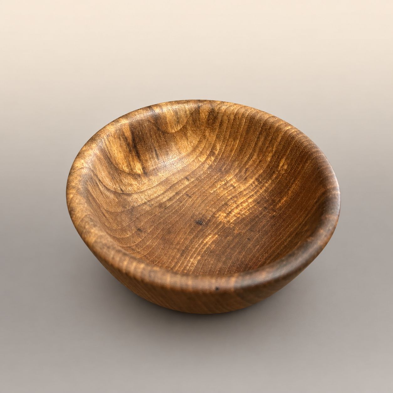 Schale aus Nussbaum (Ø 11 cm)