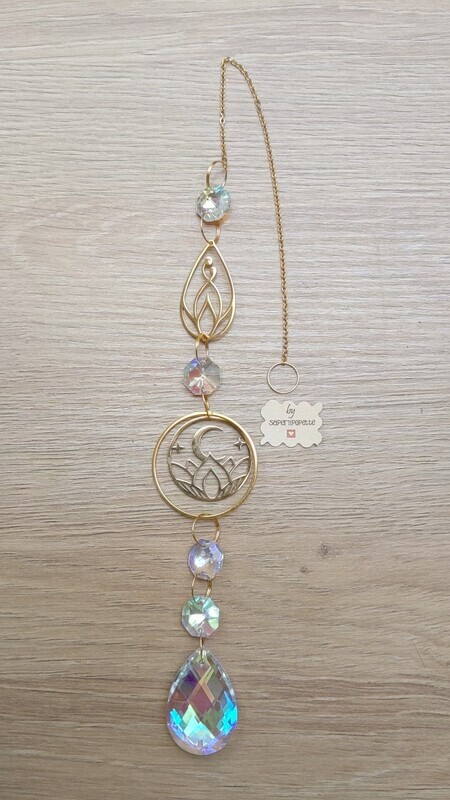 Attrape soleil "lotus enlacé et lune"