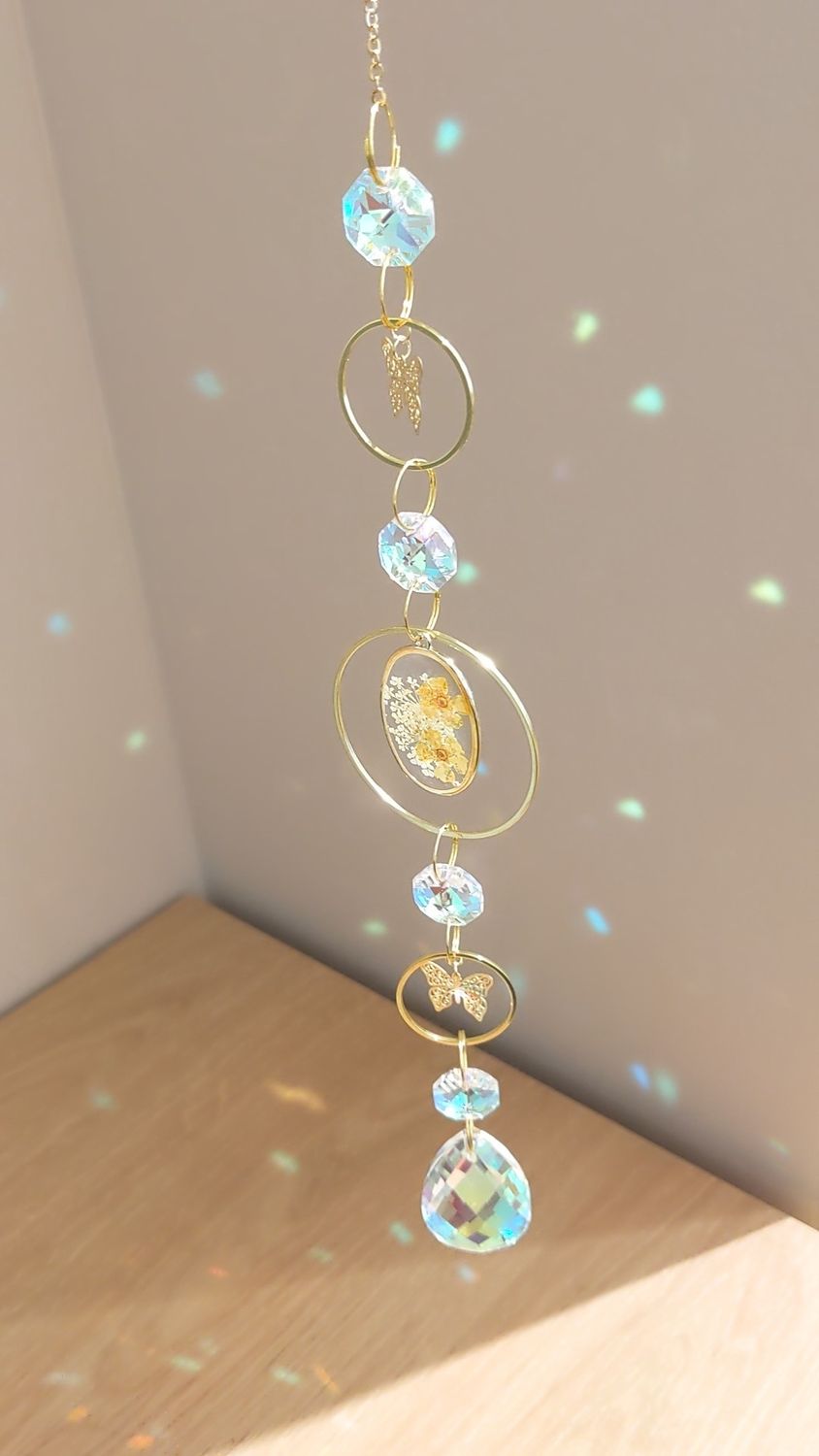 Attrape soleil "fleur et papillon"