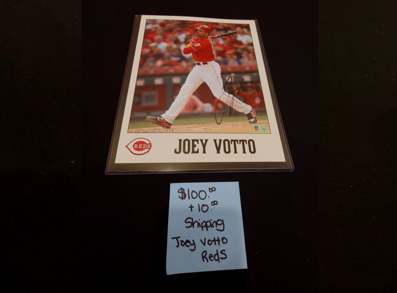 " Joey Votto " Signed Cincinnati Reds Memorabilia Card