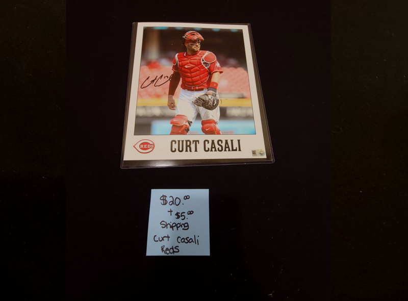" Curt Casali " Signed Cincinnati Reds Memorabilia Card