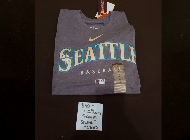 Seattle Mariners Baseball Jersey (Size Medium)