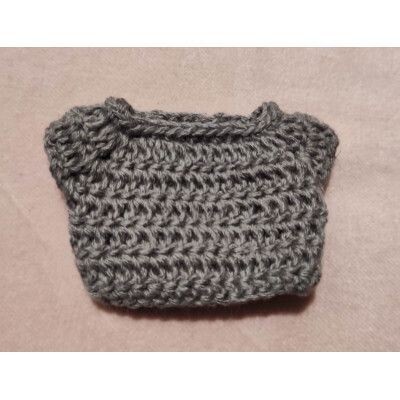 Gehäkelter kurzer Pulli Grau (Pullover für 13 cm Baby Bären). Dekoartikel. Gebraucht