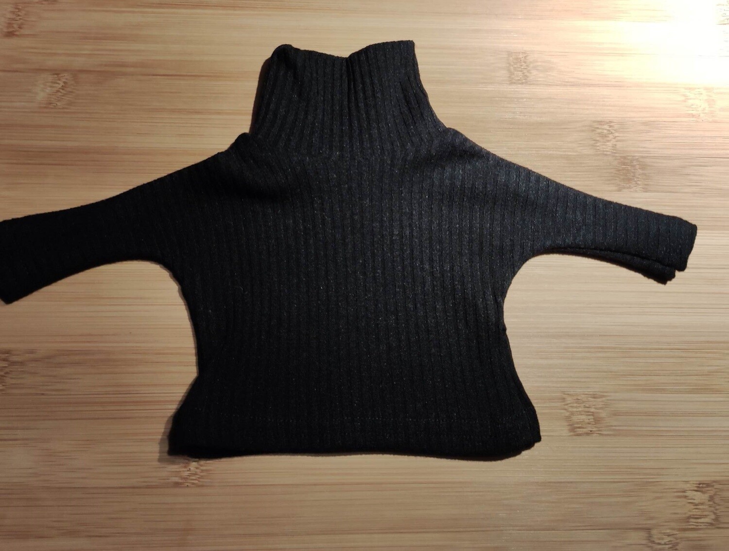 Rollkragen Top Schwarz 40 cm