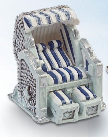 Miniatur Strandkorb blau-weiss 3,5 x 3,5cm. Wichteltür Zubehör. Dekoartikel