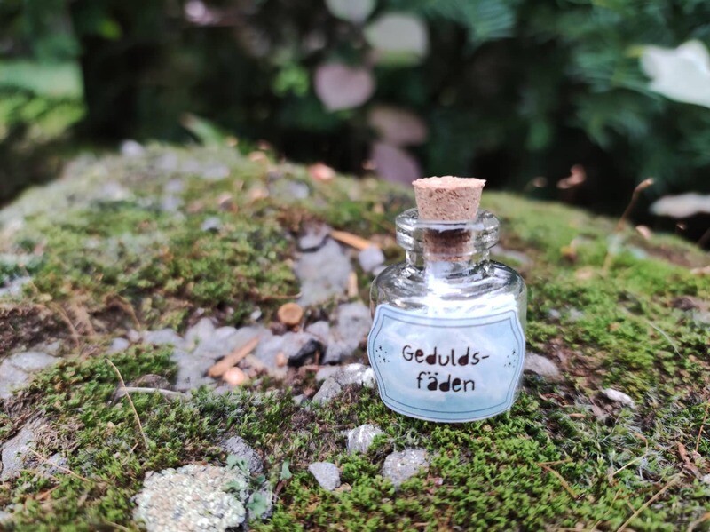 Glitzer Geduldsfaeden für Wichtel Glitzer Geduldsfaeden für Wichtel