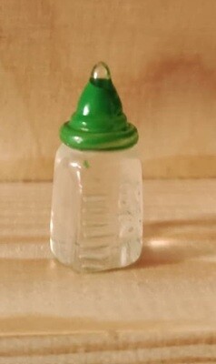 Miniatur Babyflasche, 2,2 cm. Grün - Wichteltür Zubehör. Dekoartikel