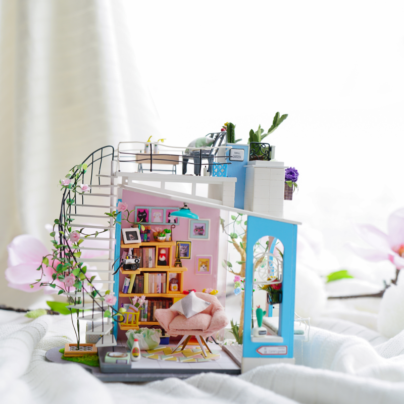 Robotime DIY Dora's Loft. Rolife Miniatur Haus. 23 x 16 x 26 cm DIY. Miniaturen DIY Set.. Dekoartikel