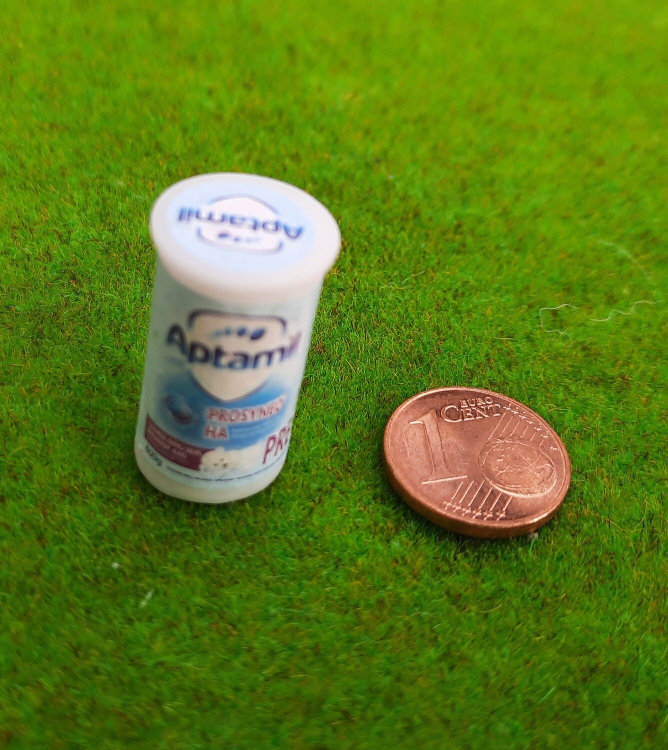 Miniatur Babymilch Produkt für die Wichteltür. Zubehör für den Hauswichtel. Miniaturen. Dekoartikel