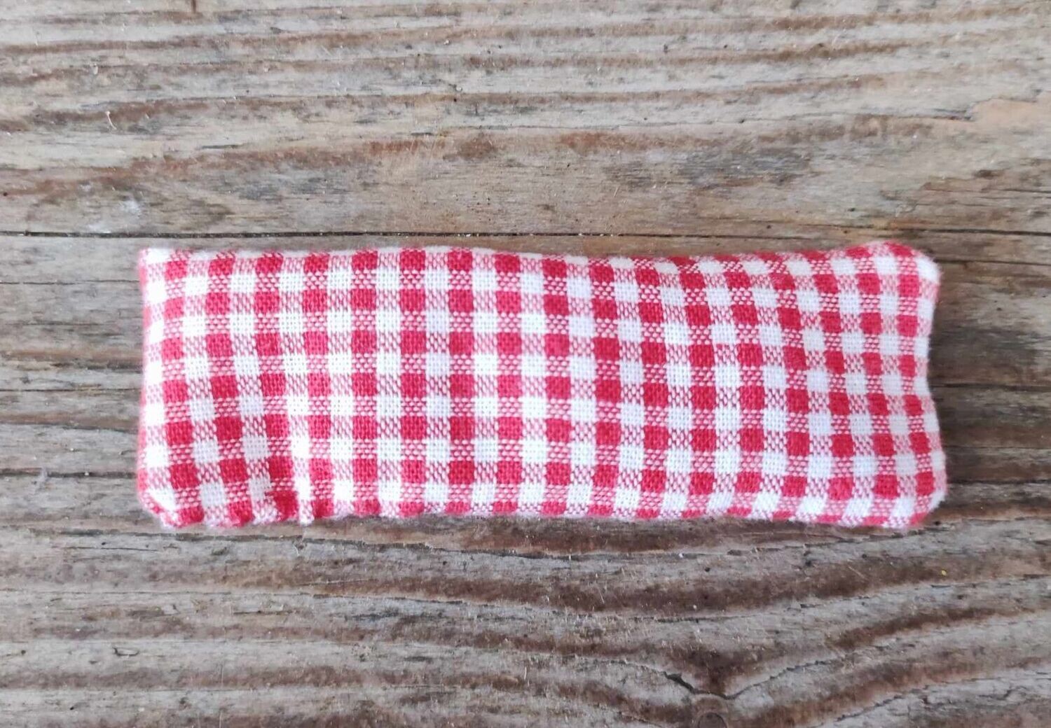 Wichtelkissen 8 cm. Kissen rot-weiß kariert. Baumwolle. Wichteltür Zubehör. Dekoartikel