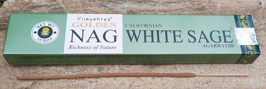 Golden Nag White Sage Räucherstäbchen 15 g