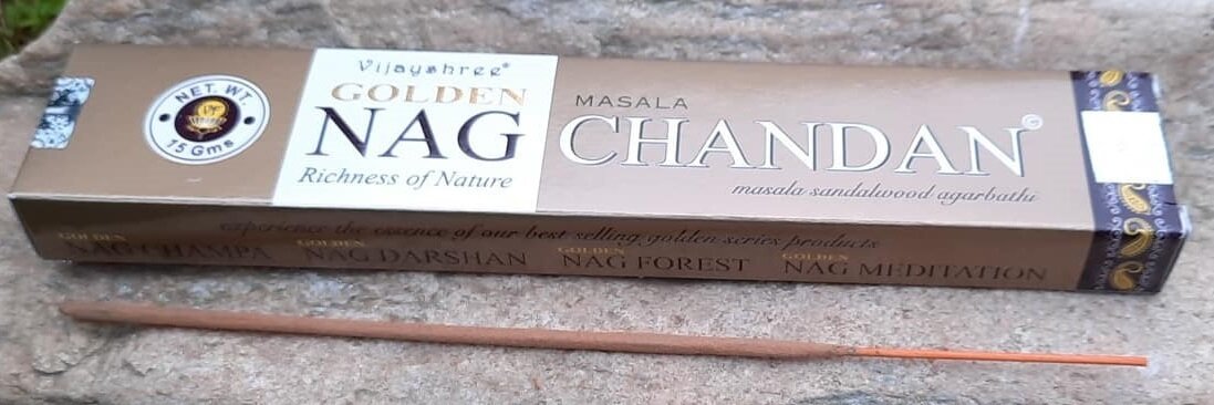Golden Nag Chandan Räucherstäbchen 15 g