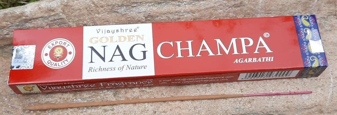 Golden Nag Champa Räucherstäbchen 15 g