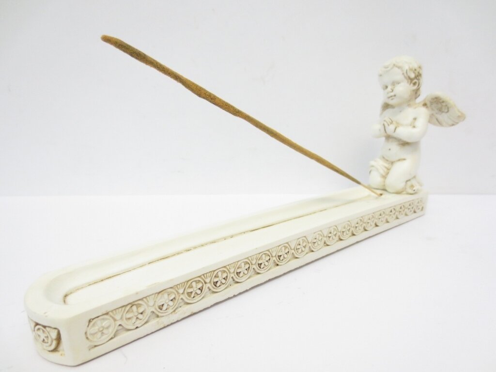 Amor / Cupido Engel betend Räucherstaebchenhalter
