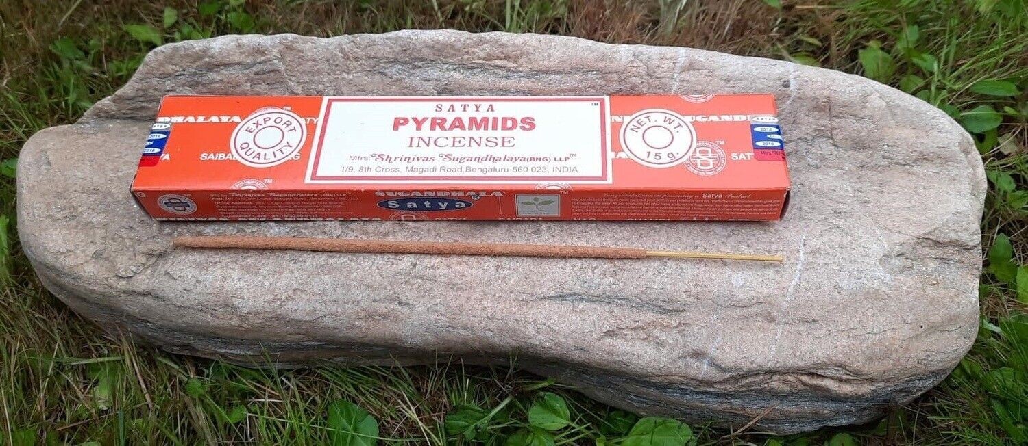 Satya Pyramids Räucherstäbchen 15 g