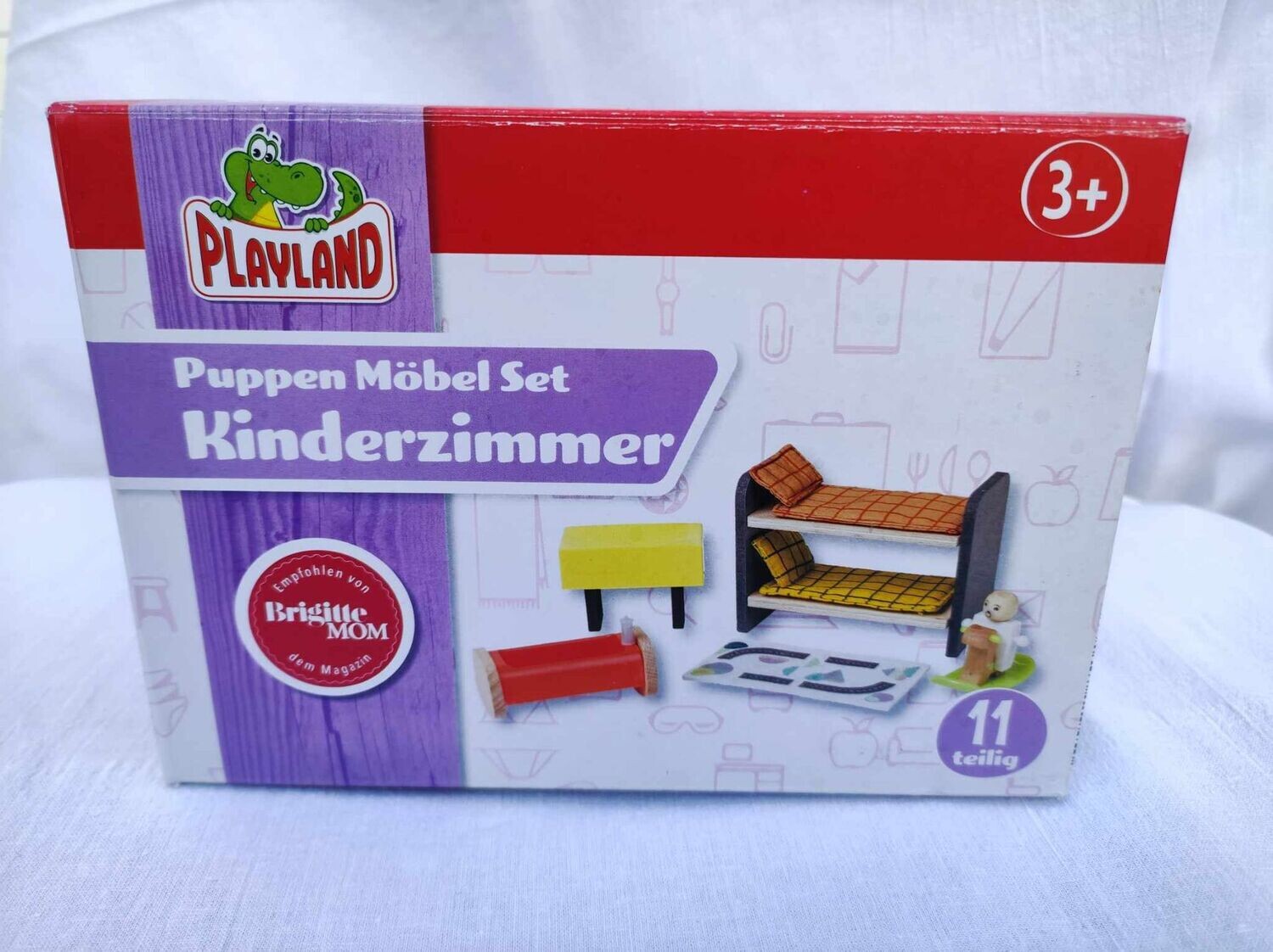 Puppenstuben Möbel Set. Kinderzimmer.  6-teilig. Holz und Kunststoff. Mehrfarbig. Dekoartikel