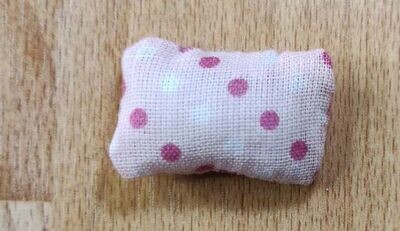 Mini Wichtelkissen 3 cm. Kissen. Gepunktet Rosa. Wichteltür Zubehör. Baumwolle. Dekoartikel