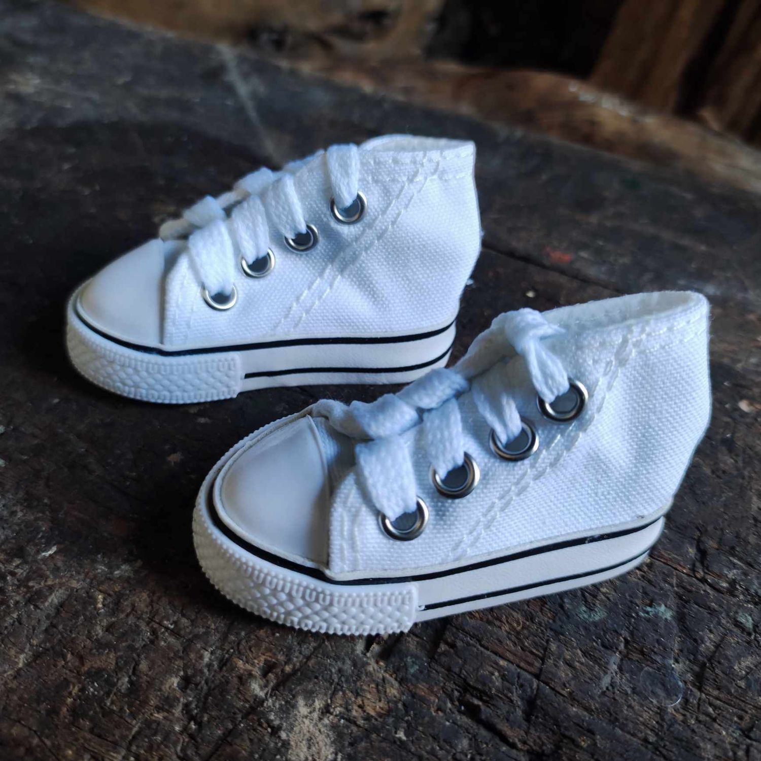 Mini Turnschuhe Weiß 5 cm