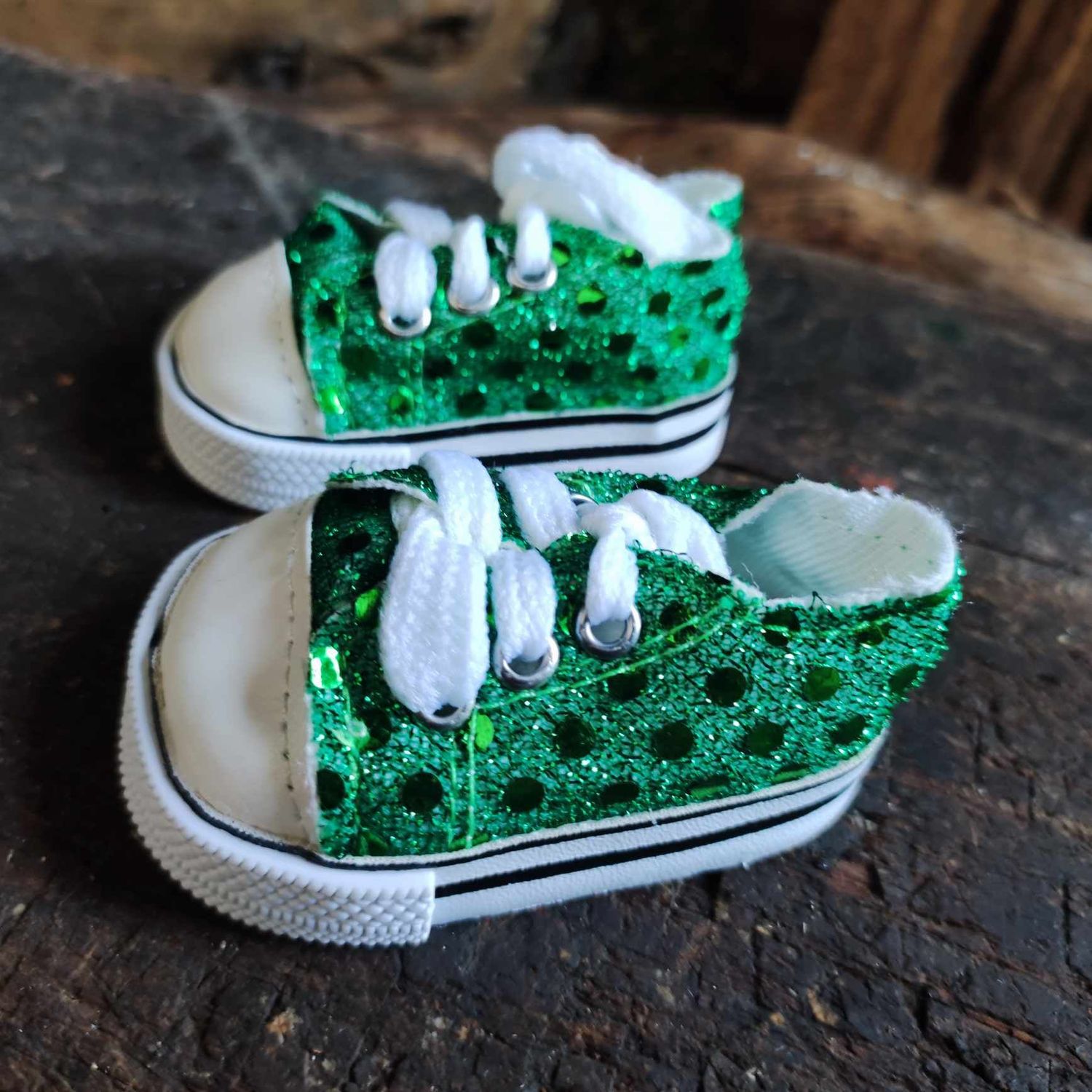 Baeren Turnschuhe Grün 7 cm - Pailletten Sneaker - Deko