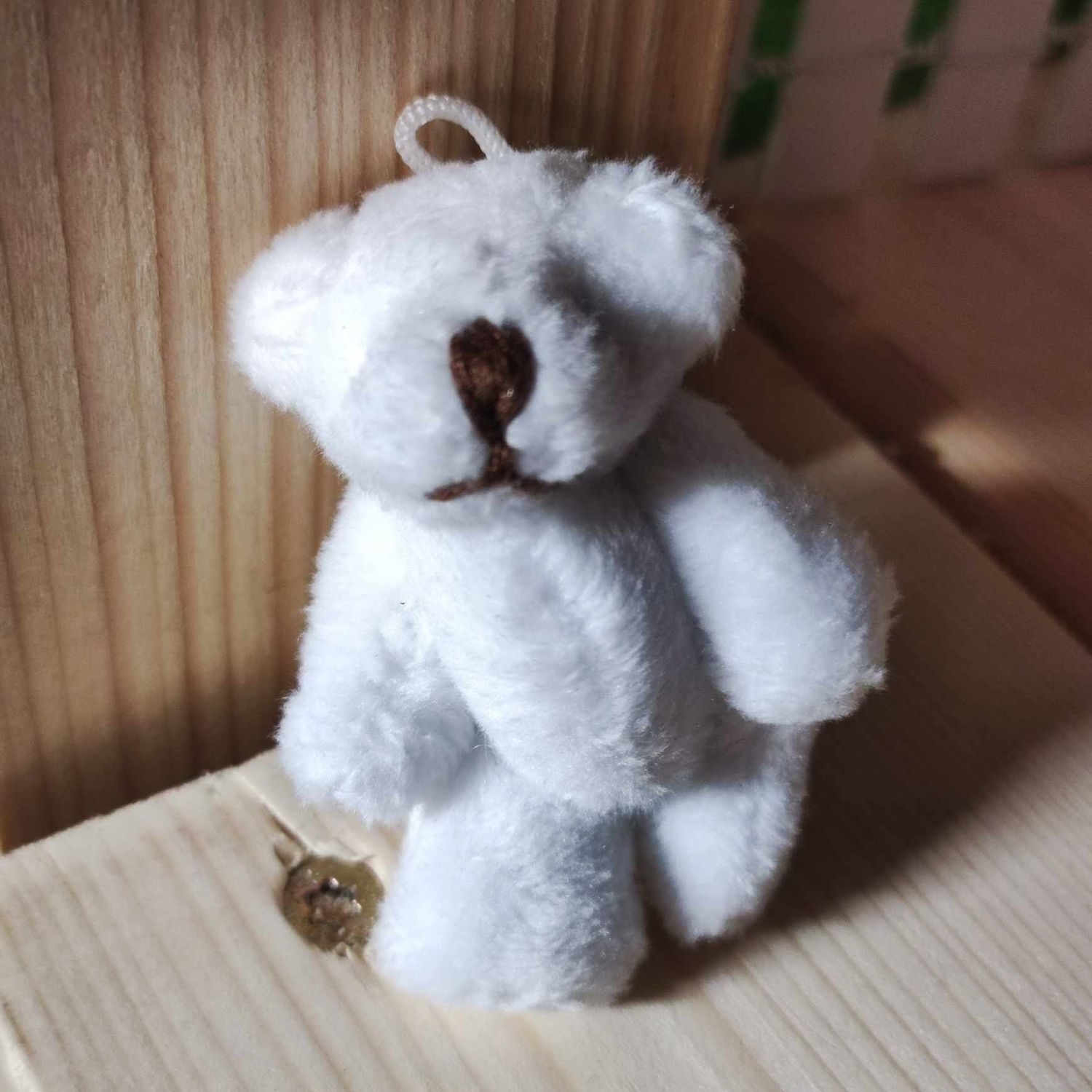 Mini Teddybär weiß. 7 cm. Miniatur Plüschbär. Wichteltür Zubehör. Miniaturen. Dekoartikel