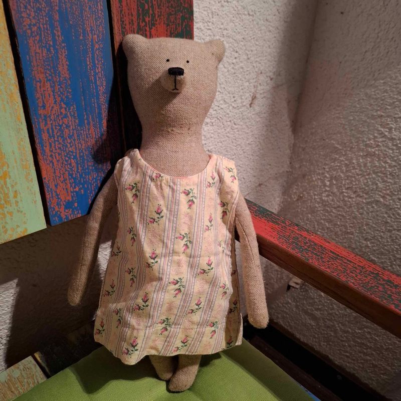 Vintage Kleid Rosa mit Blumenmuster (für 40 cm Bären). Gebraucht. Baumwolle. Dekoartikel