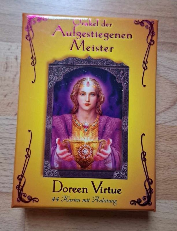 Orakel der Aufgestiegenen Meister.  Buch und Kartendeck von Doreen Virtue (antiquarisch)