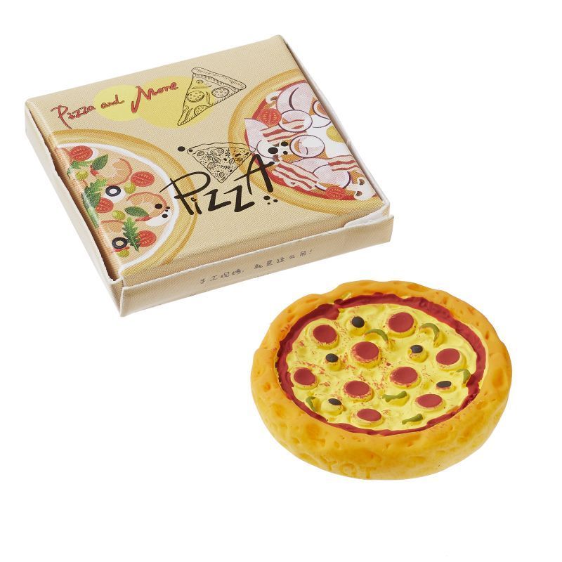 Pizza im Karton, ca. 3,3 cm. Wichteltür Zubehör. Dekoartikel