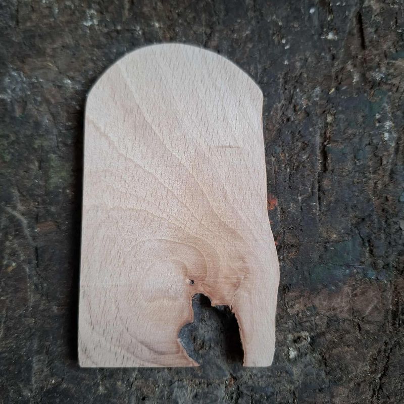 Wichteltuer mit Mauseloch