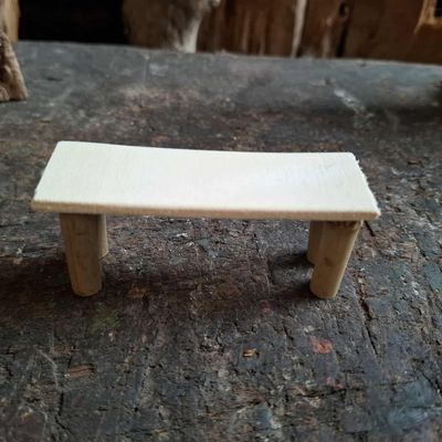 Miniatur Holzbank