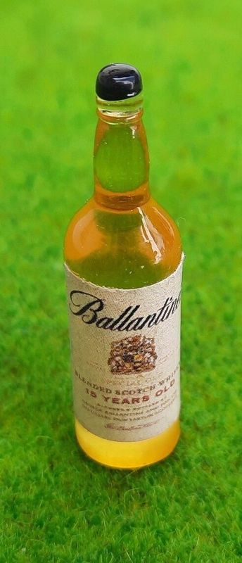 Miniatur Scotch Whisky Flasche II Miniatur Scotch Whisky Flasche II