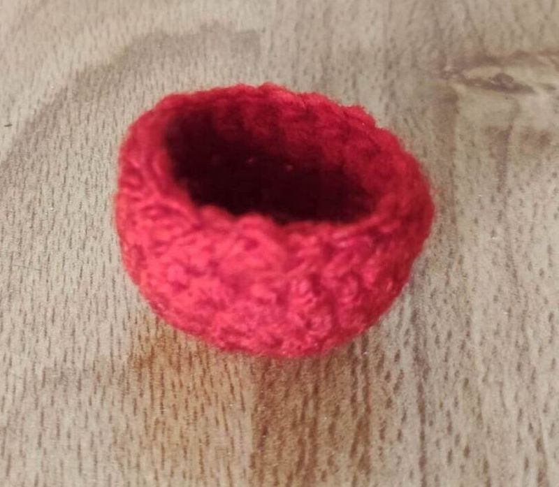 Mini Haekelkorb rot Wolle Mini Haekelkorb rot Wolle