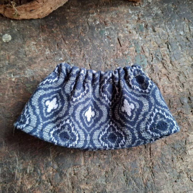 Vintage Rock fuer 23 cm Philomena Kloss Baer