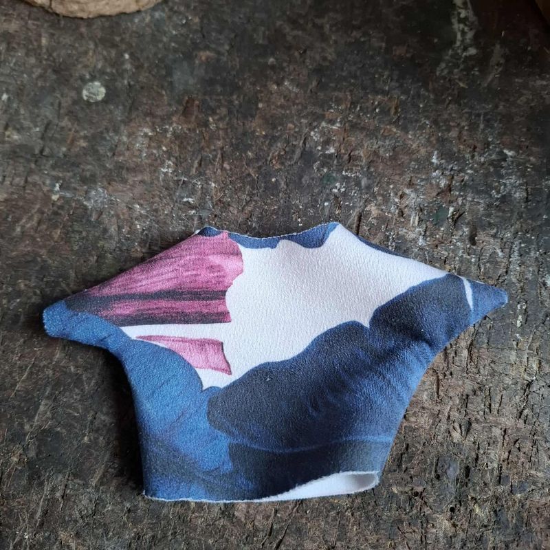 Blumen-Art-Design T-Shirt fuer 23 cm Philomena Kloss Baeren