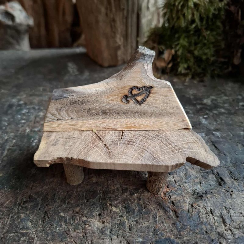 Miniatur Holzbank mit Herz Miniatur Holzbank mit Herz