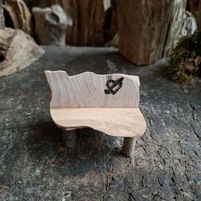 Miniatur Holzbank mit Herz