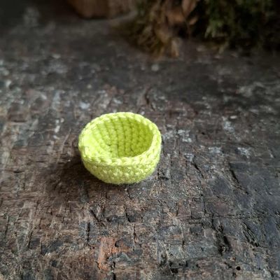 Miniatur Häkelkorb lindgruen Miniatur Häkelkorb lindgruen