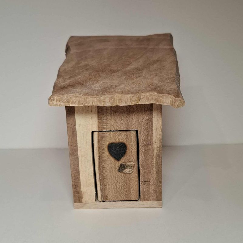 Miniatur Toilettenhaeuschen