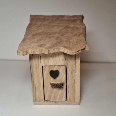 Miniatur Toilettenhaeuschen